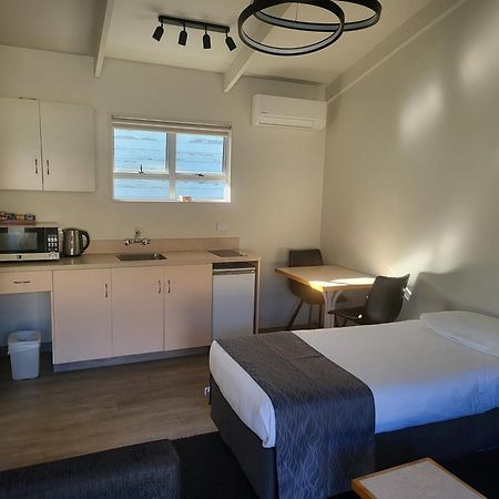 Ferrylink Motel พิคตัน ภายนอก รูปภาพ